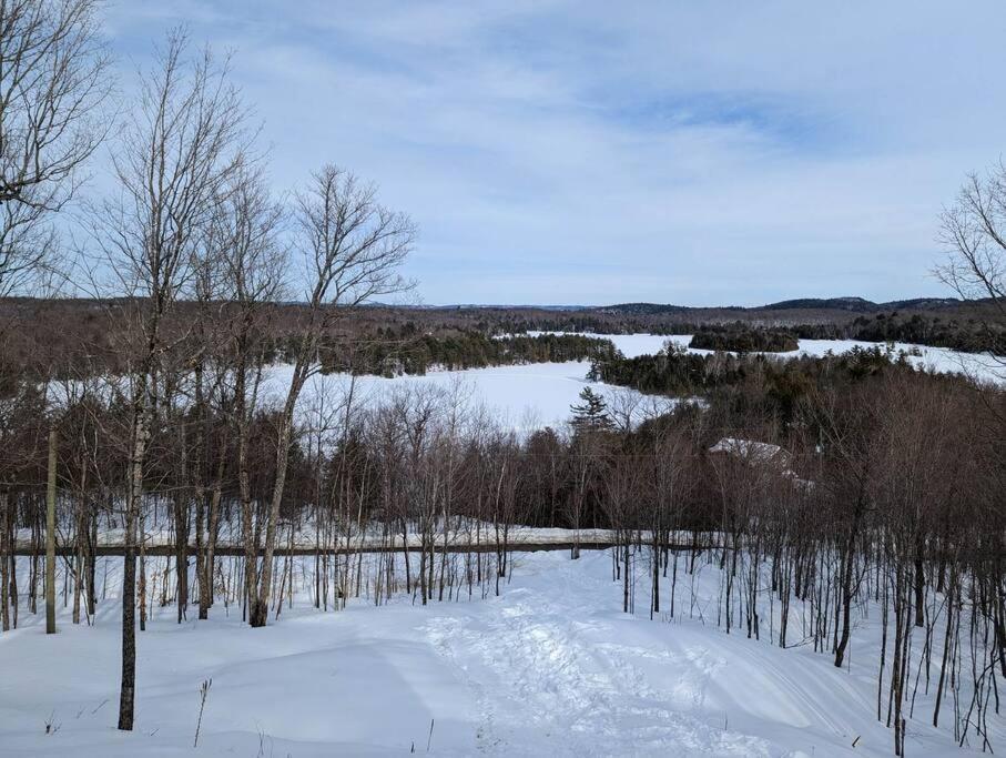 La Vue - Mountain Top Cottage Notre-Dame-de-la-Salette Exterior photo