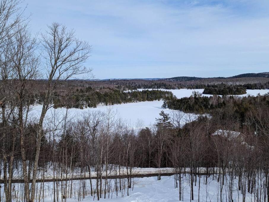 La Vue - Mountain Top Cottage Notre-Dame-de-la-Salette Exterior photo